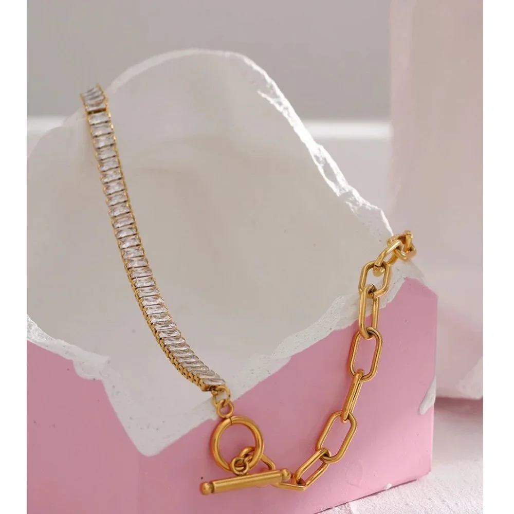 New 18K Gold Plated Baguette Diamond Link Chain Circle Bar Toggle Necklace